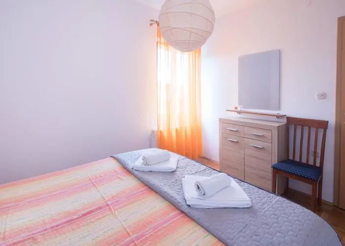 Lucy Apartament *