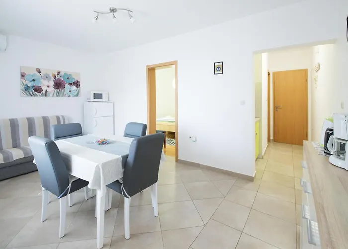 Lucy Apartament
